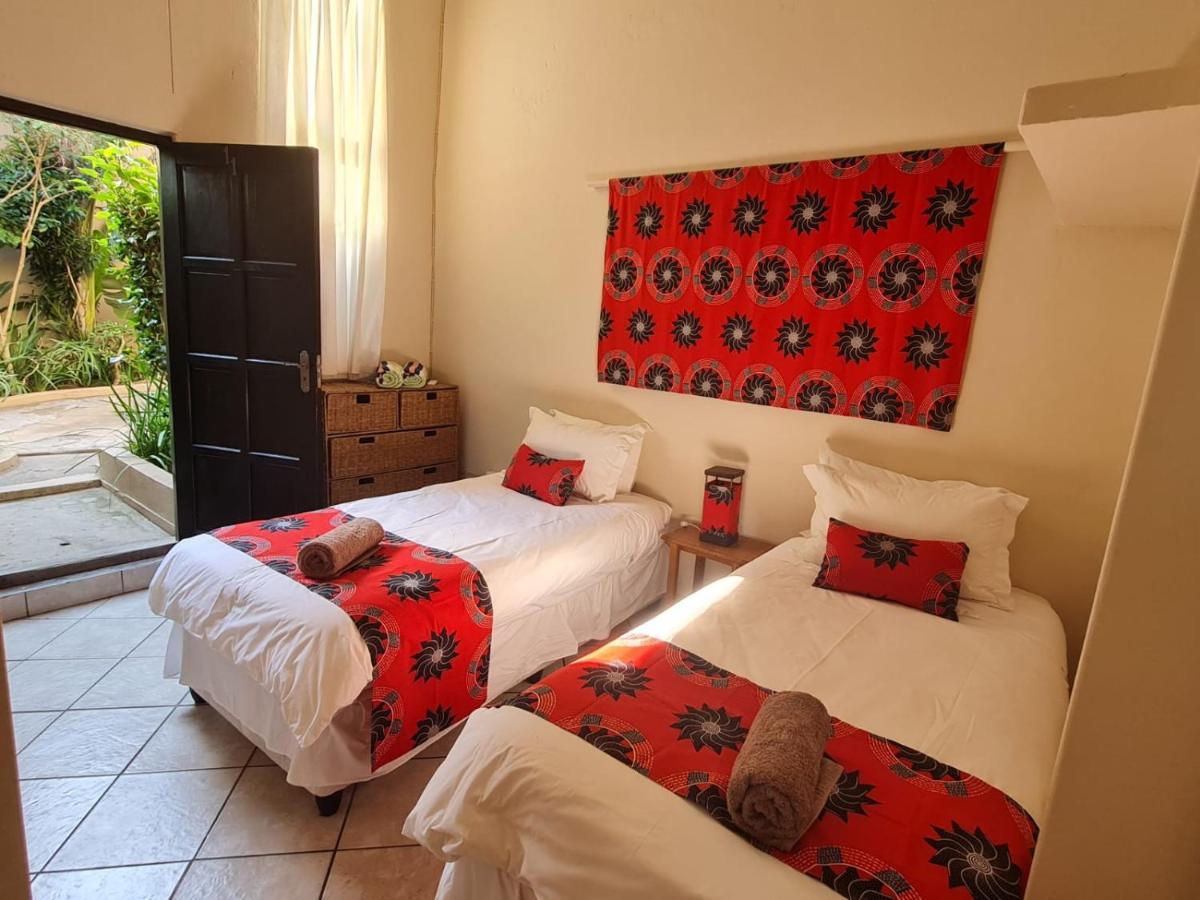 Planet Scuba Bed And Breakfast Понта-ду-Ору Екстер'єр фото