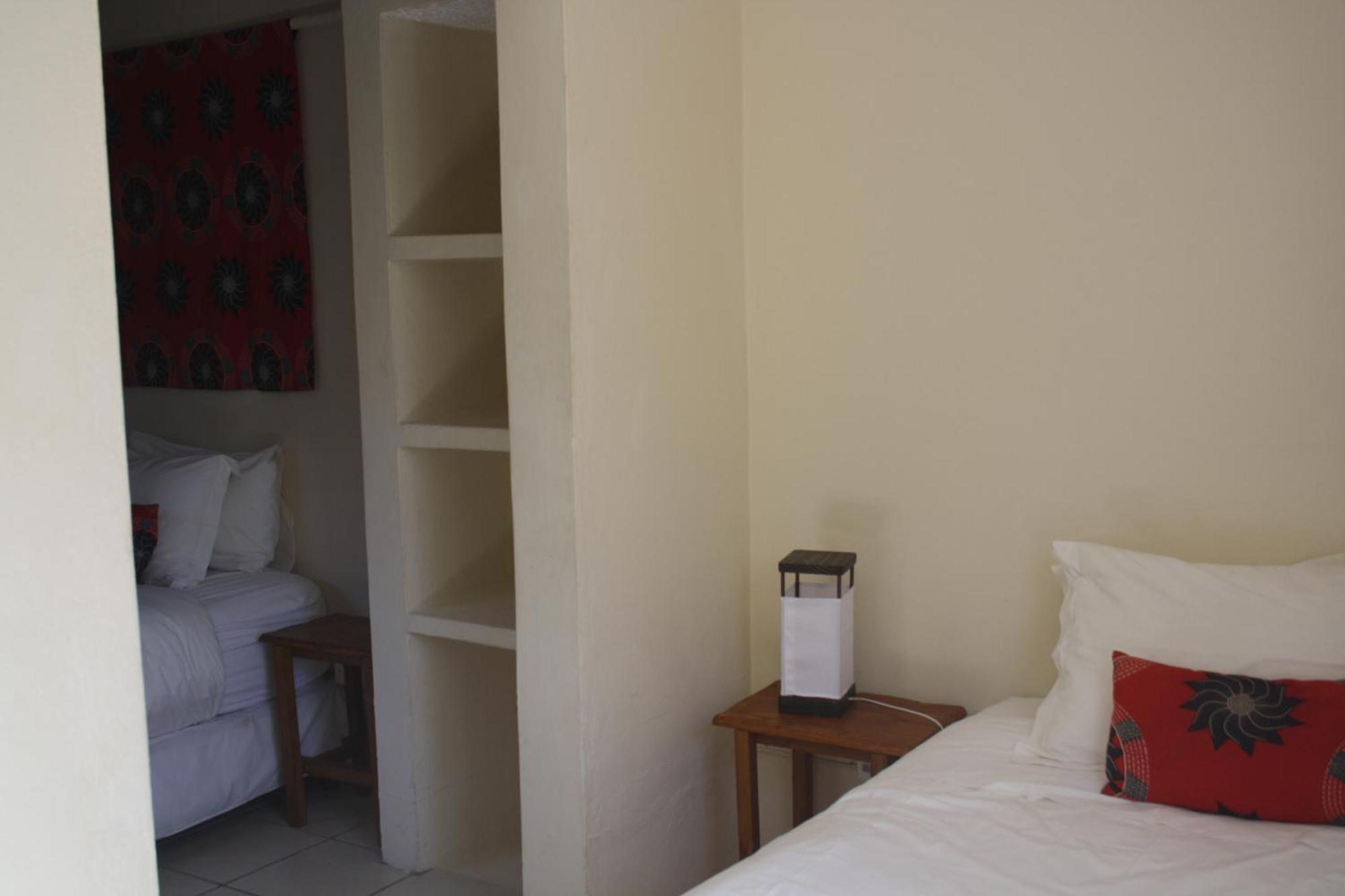 Planet Scuba Bed And Breakfast Понта-ду-Ору Екстер'єр фото