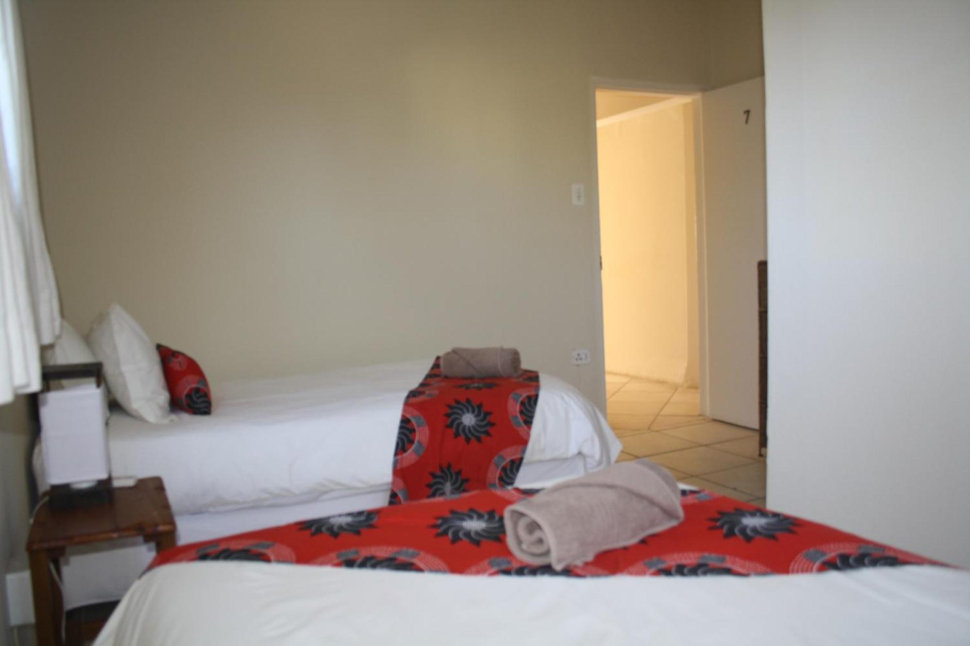 Planet Scuba Bed And Breakfast Понта-ду-Ору Екстер'єр фото