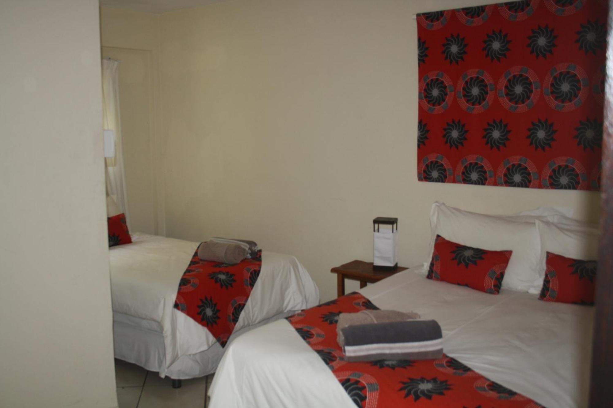 Planet Scuba Bed And Breakfast Понта-ду-Ору Екстер'єр фото